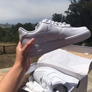 I am customizing AF1’s!